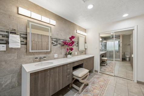 9060 Stone Creek Place Dallas TX 75243