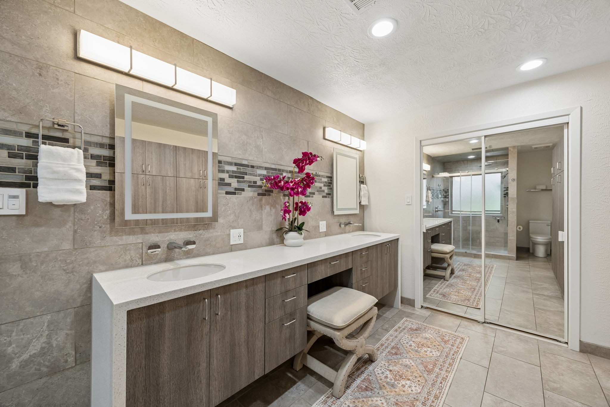 9060 Stone Creek Place Dallas TX 75243