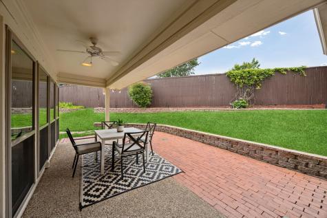 9060 Stone Creek Place Dallas TX 75243