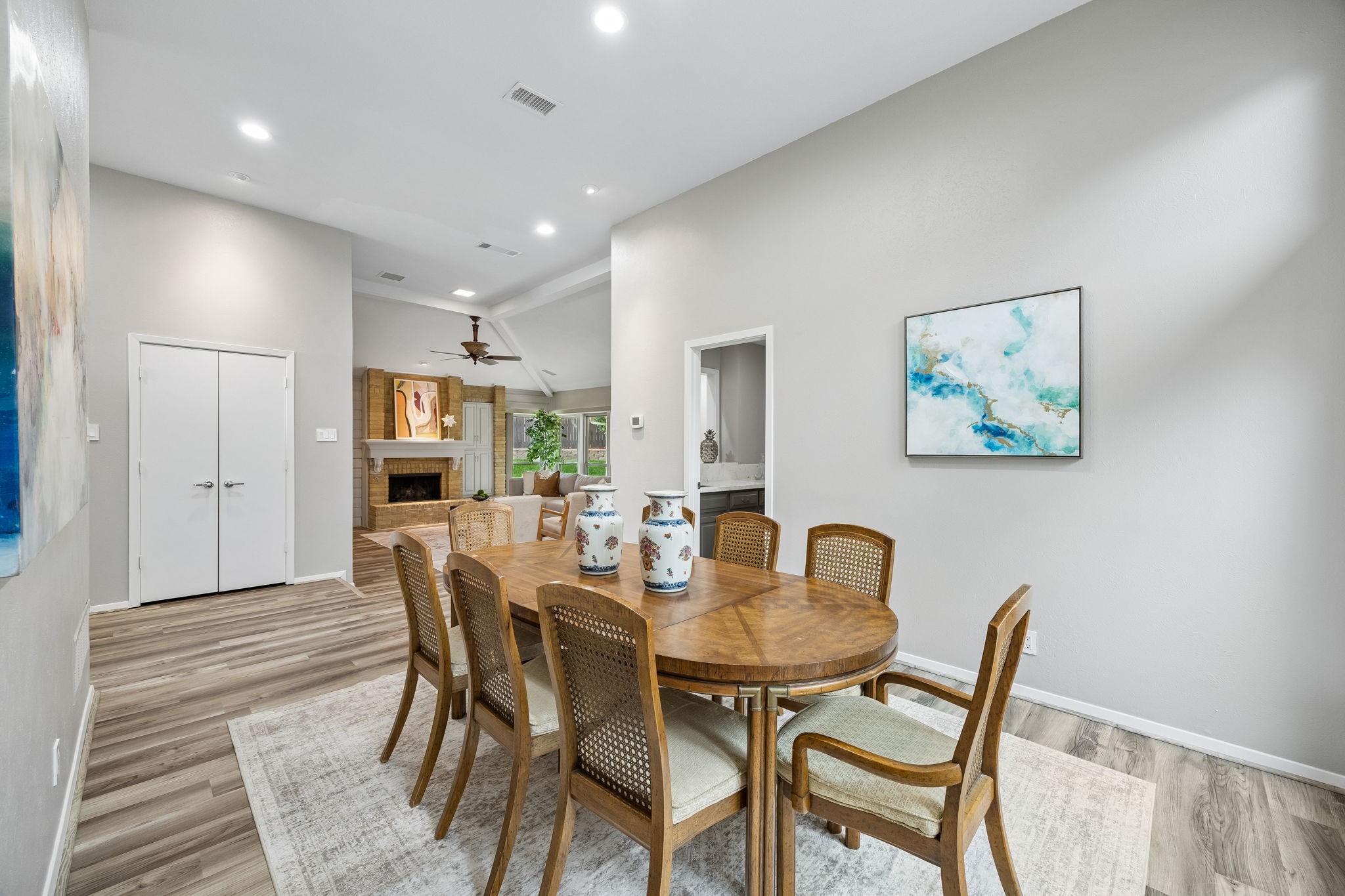 9060 Stone Creek Place Dallas TX 75243