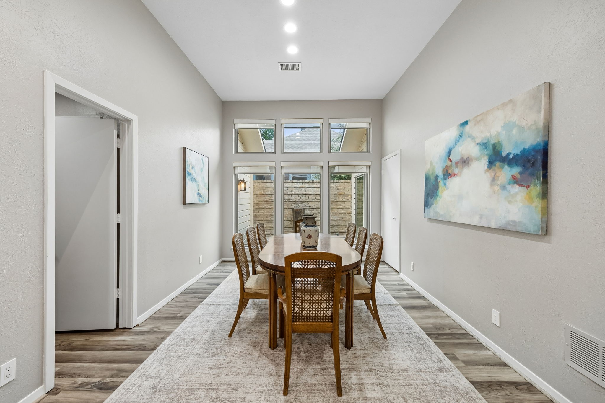 9060 Stone Creek Place Dallas TX 75243