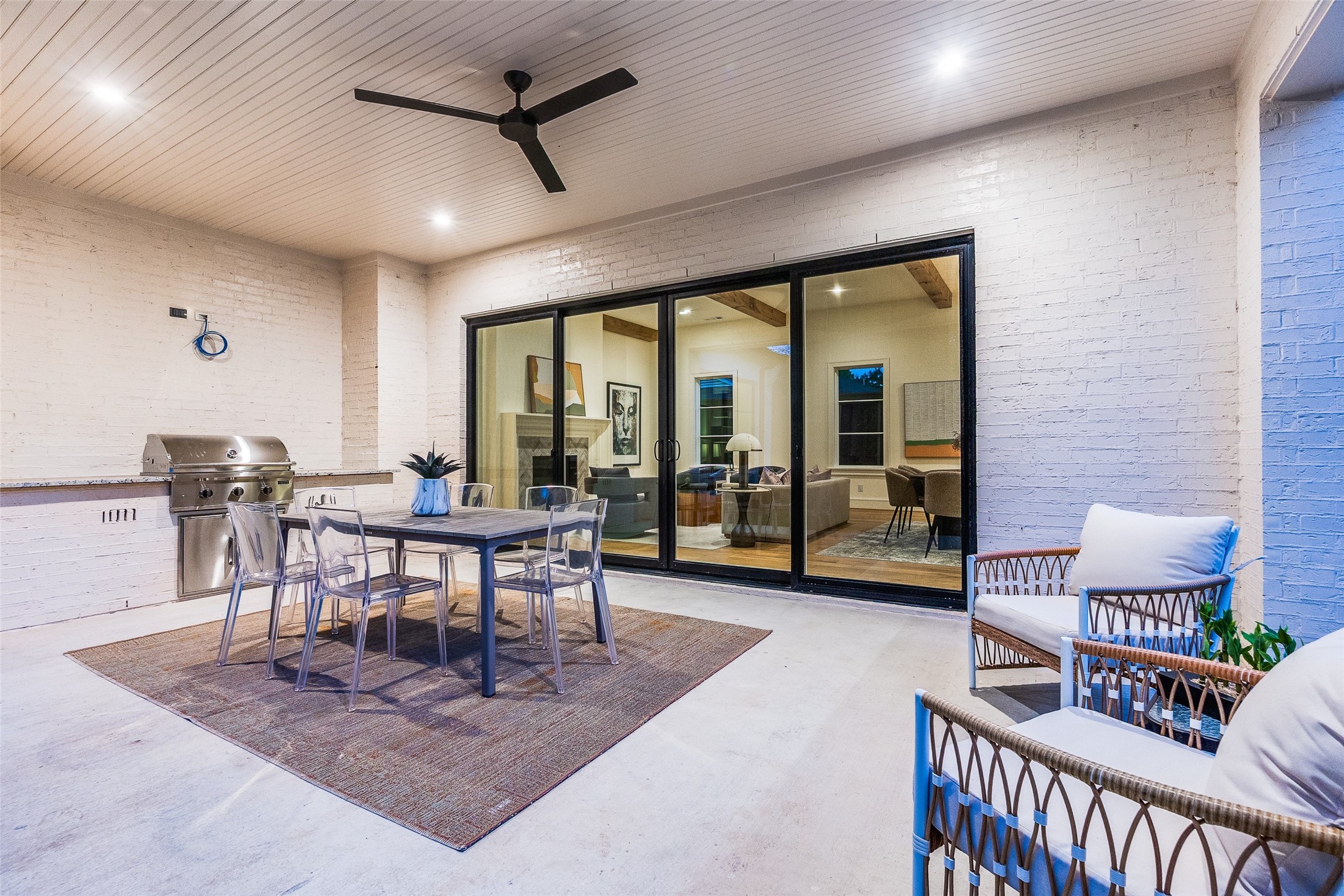 3935 Hawick Lane Dallas TX 75220