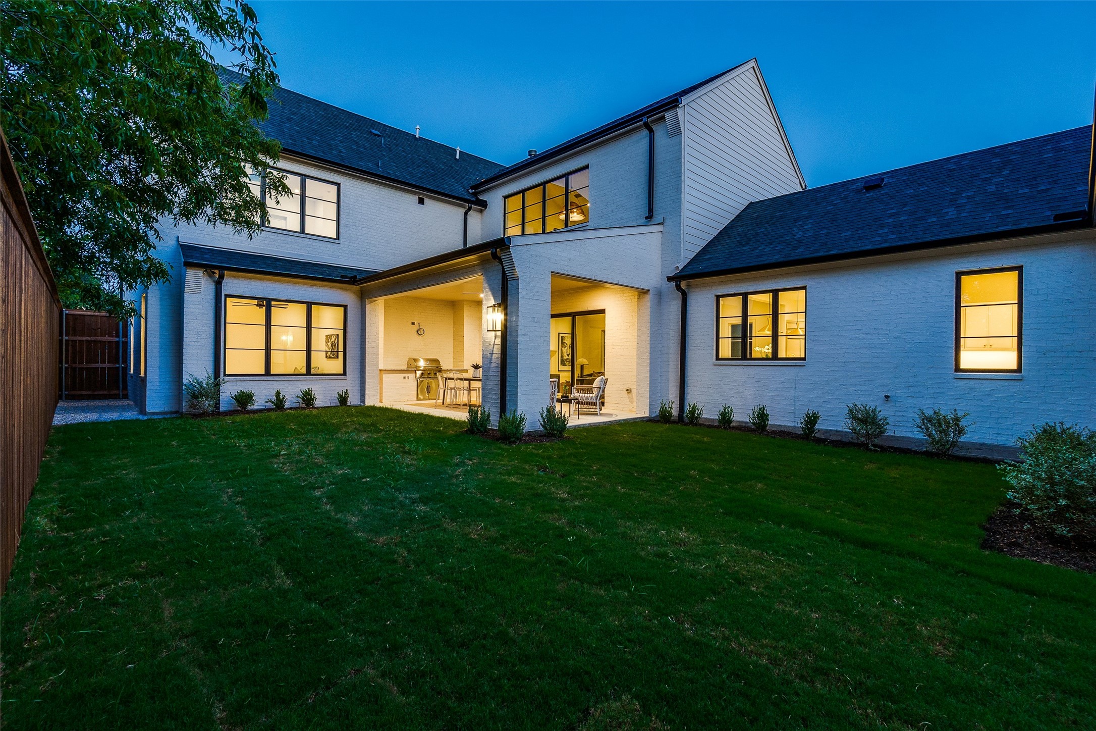 3935 Hawick Lane Dallas TX 75220