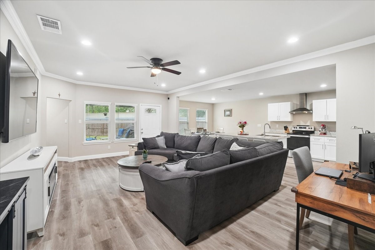 429 Cresthill Drive Mesquite TX 75149