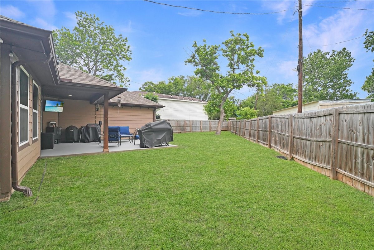 429 Cresthill Drive Mesquite TX 75149