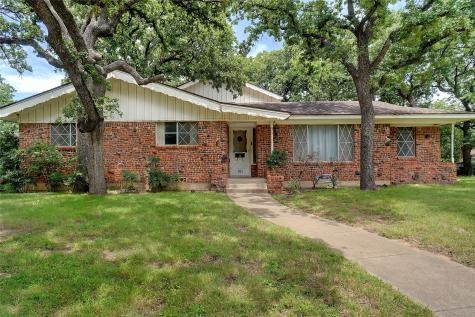 520 Circleview Drive S Hurst TX 76054