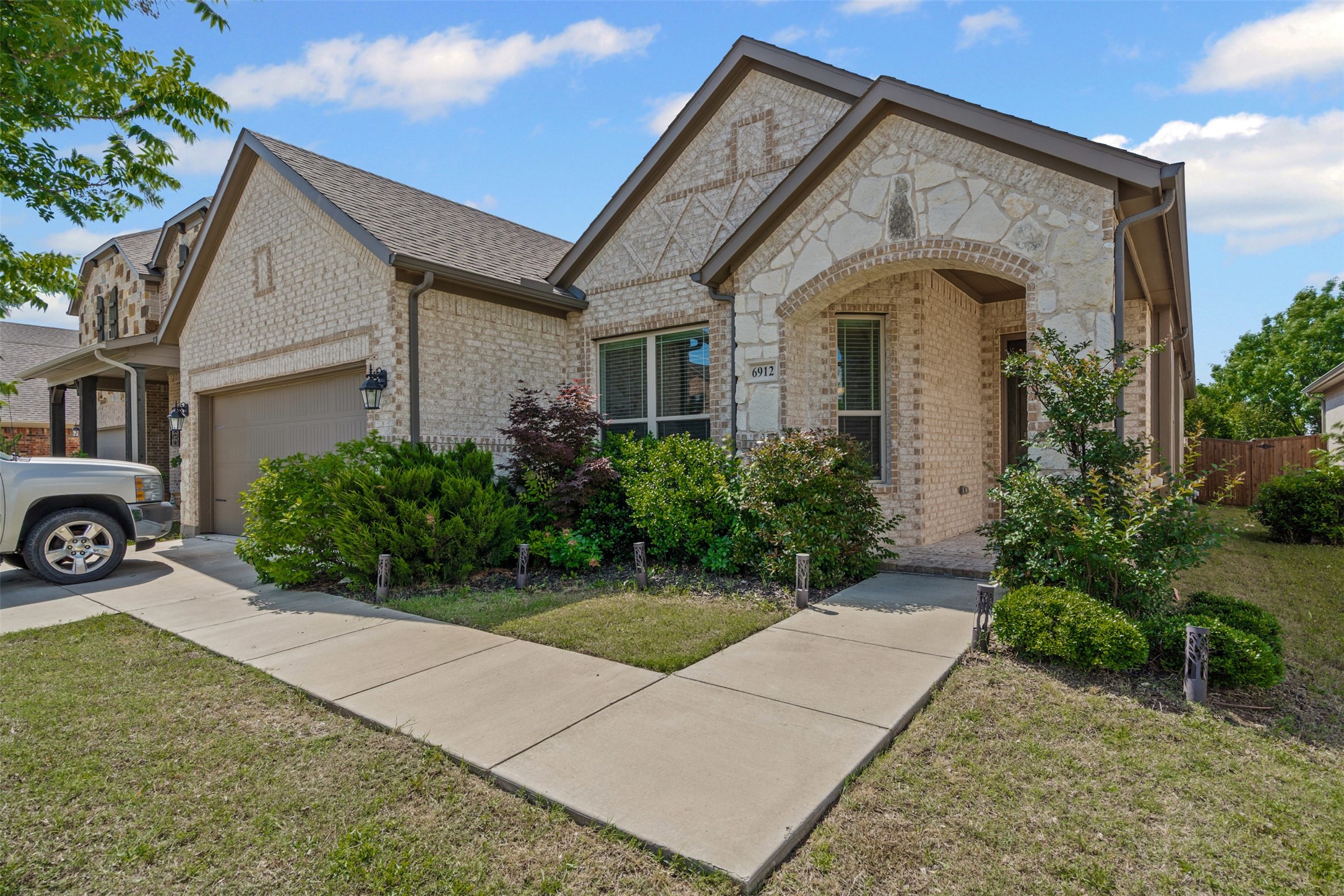 6912 Willow Wood Street Rowlett TX 75089