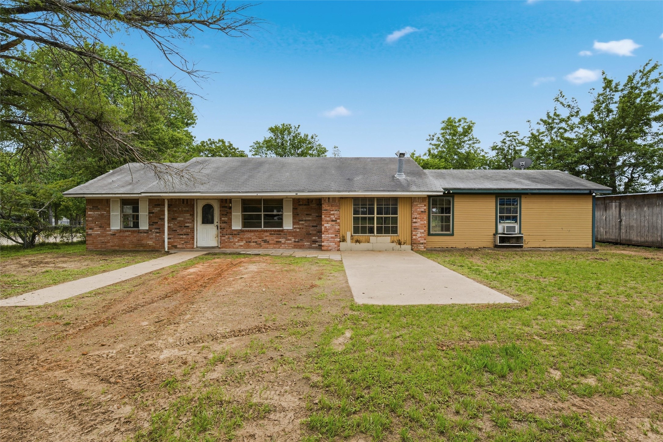 356 Farney Road Golinda TX 76655
