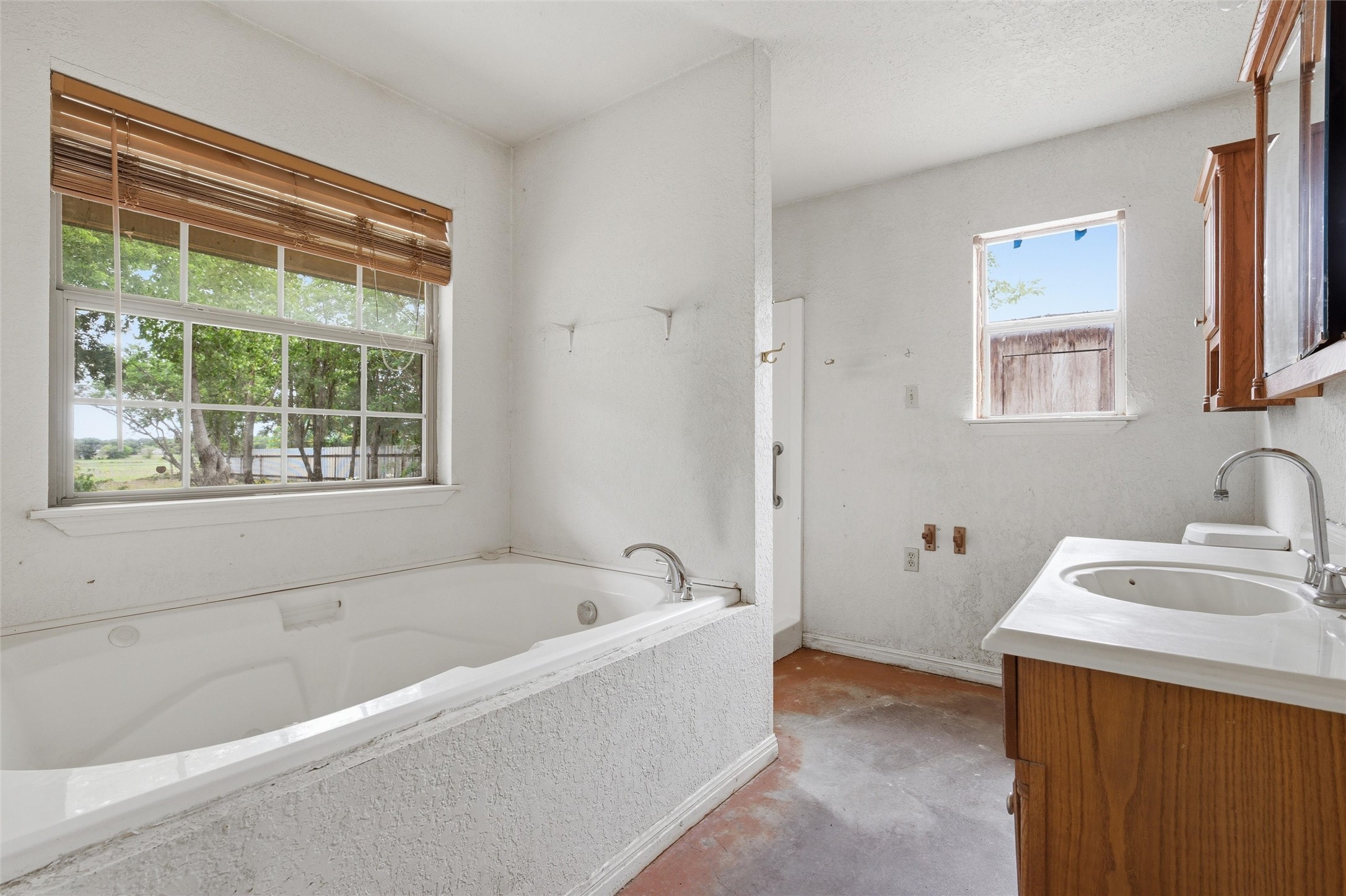 356 Farney Road Golinda TX 76655