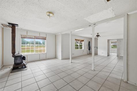 356 Farney Road Golinda TX 76655