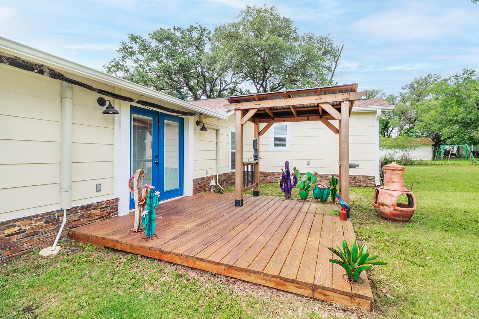 1808 S Oak Brady TX 76825