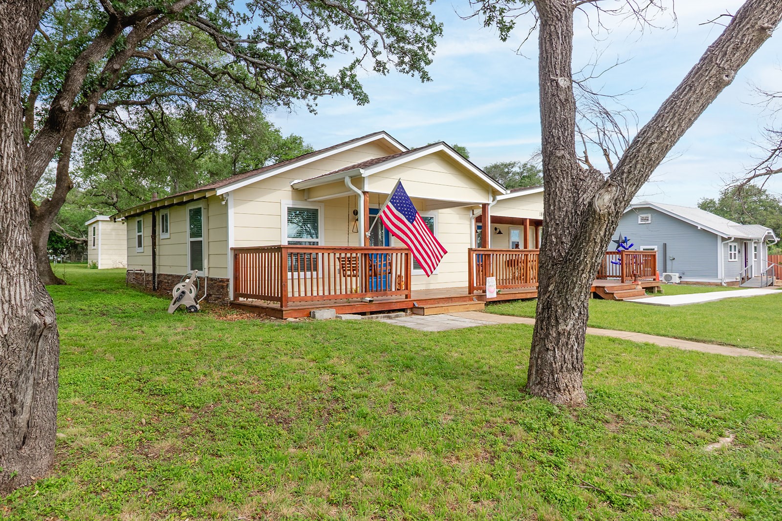 1808 S Oak Brady TX 76825