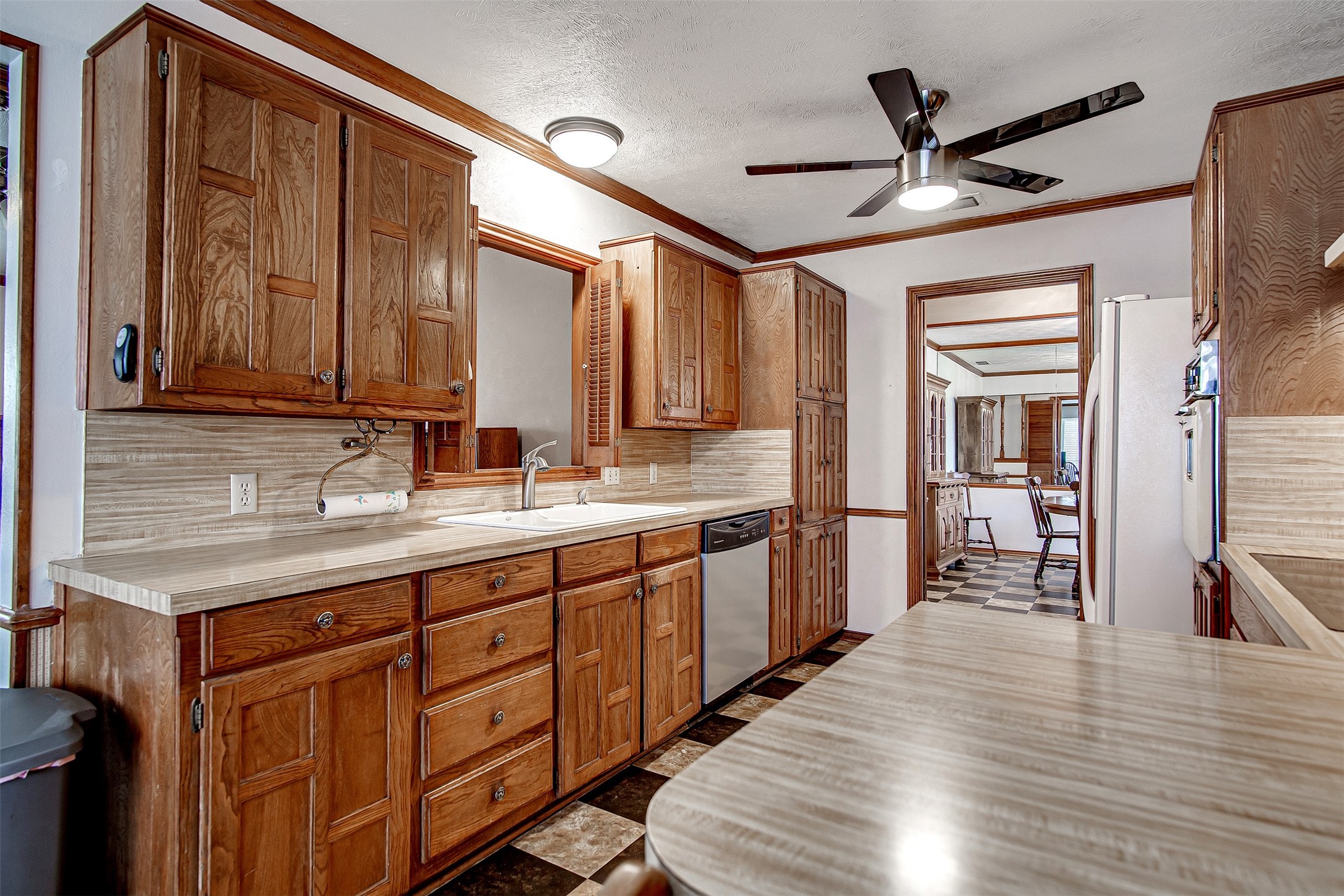 1003 Hyde Park Boulevard Cleburne TX 76033