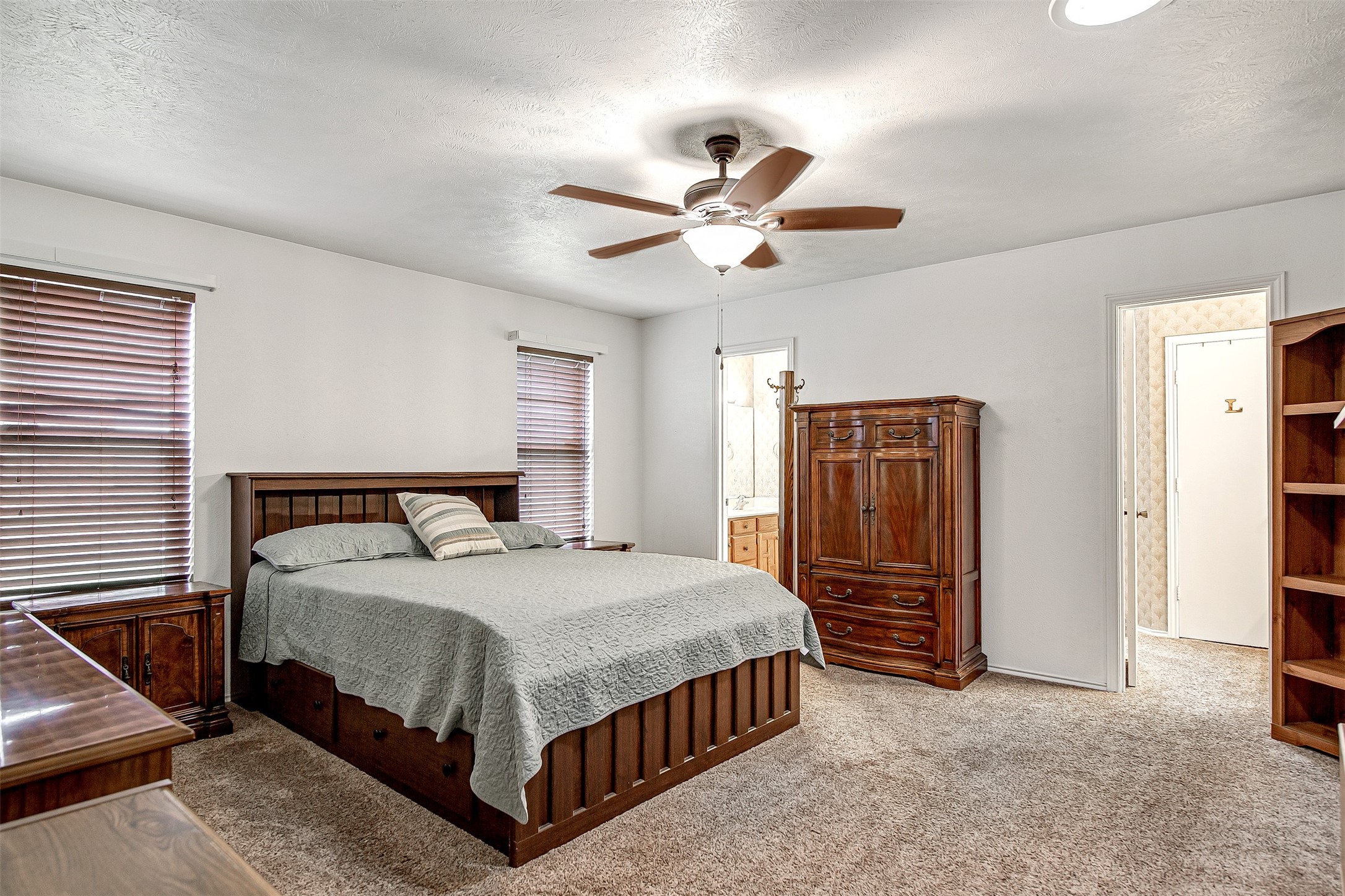 1003 Hyde Park Boulevard Cleburne TX 76033