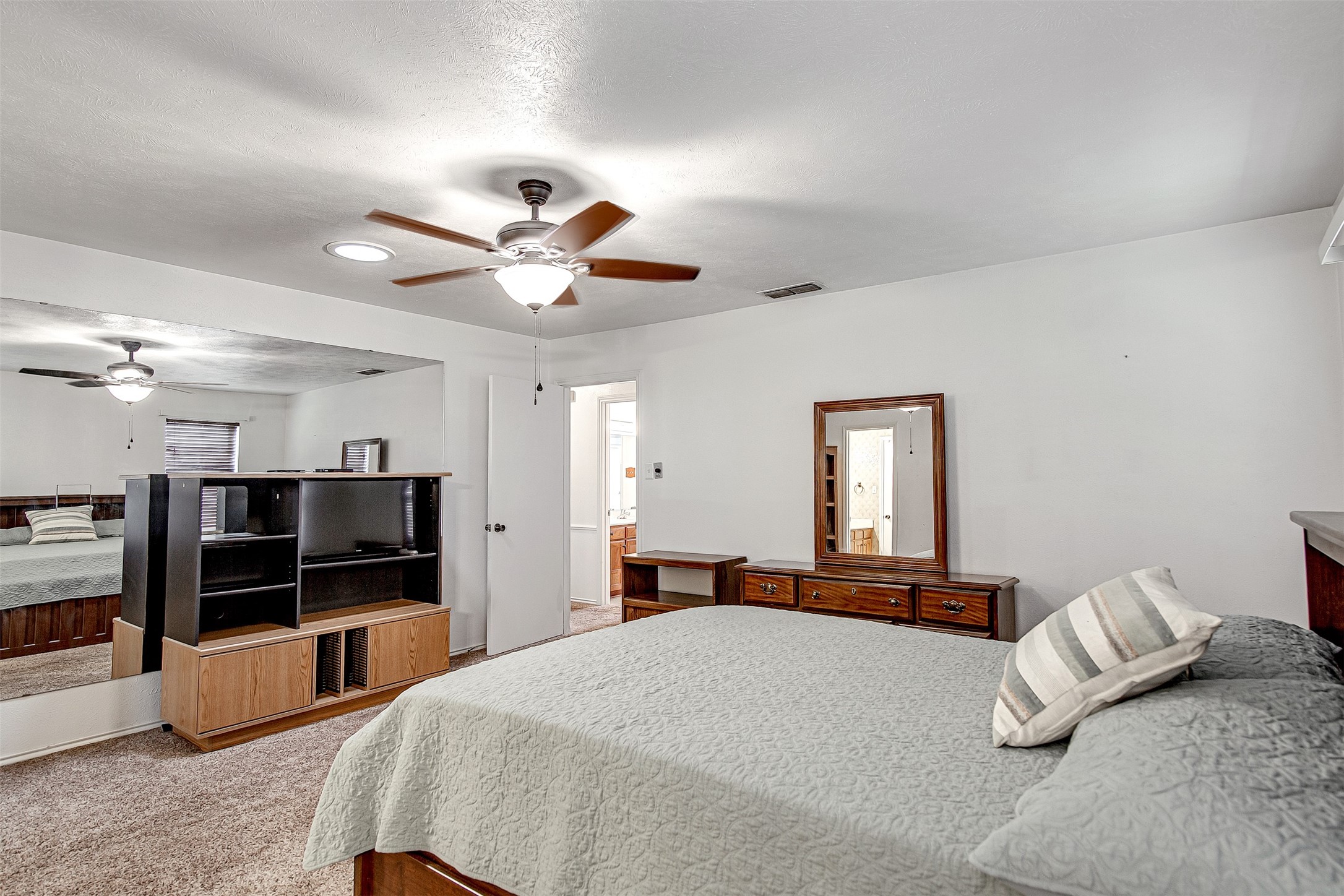 1003 Hyde Park Boulevard Cleburne TX 76033