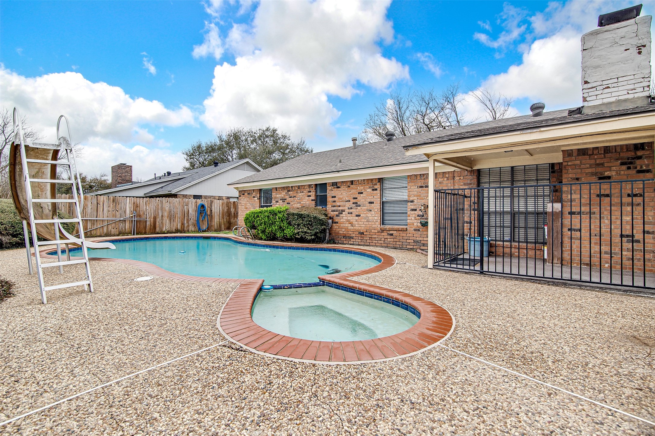 1003 Hyde Park Boulevard Cleburne TX 76033