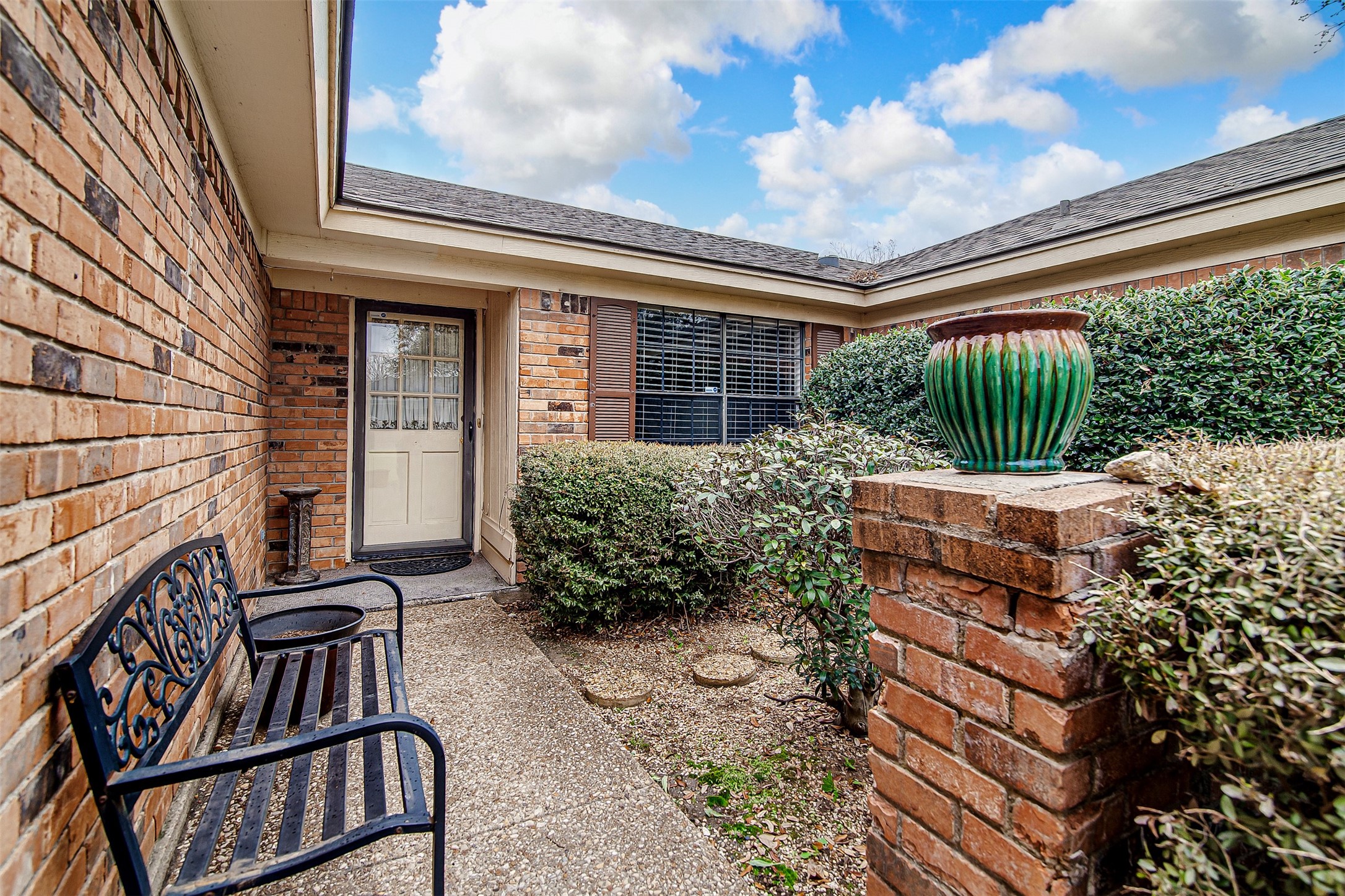 1003 Hyde Park Boulevard Cleburne TX 76033