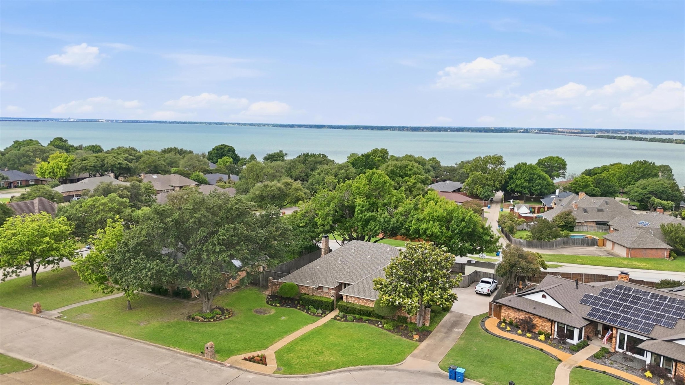 606 Stonebridge Circle Rockwall TX 75087