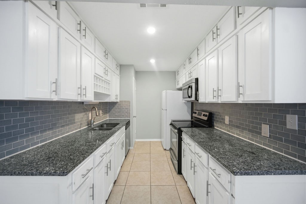 2915 Canis Circle Garland TX 75044