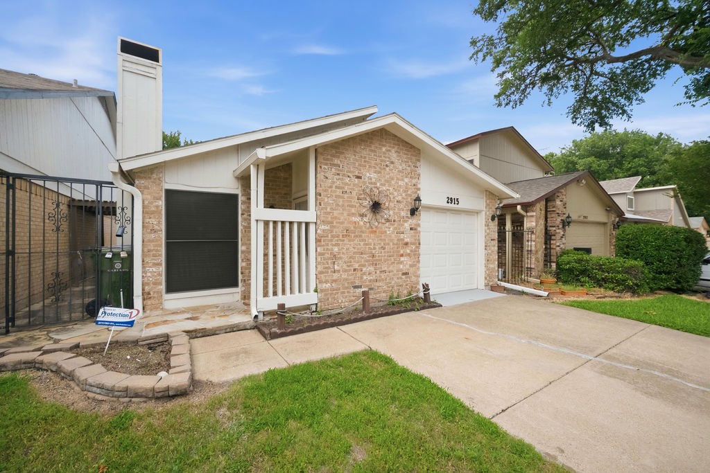 2915 Canis Circle Garland TX 75044