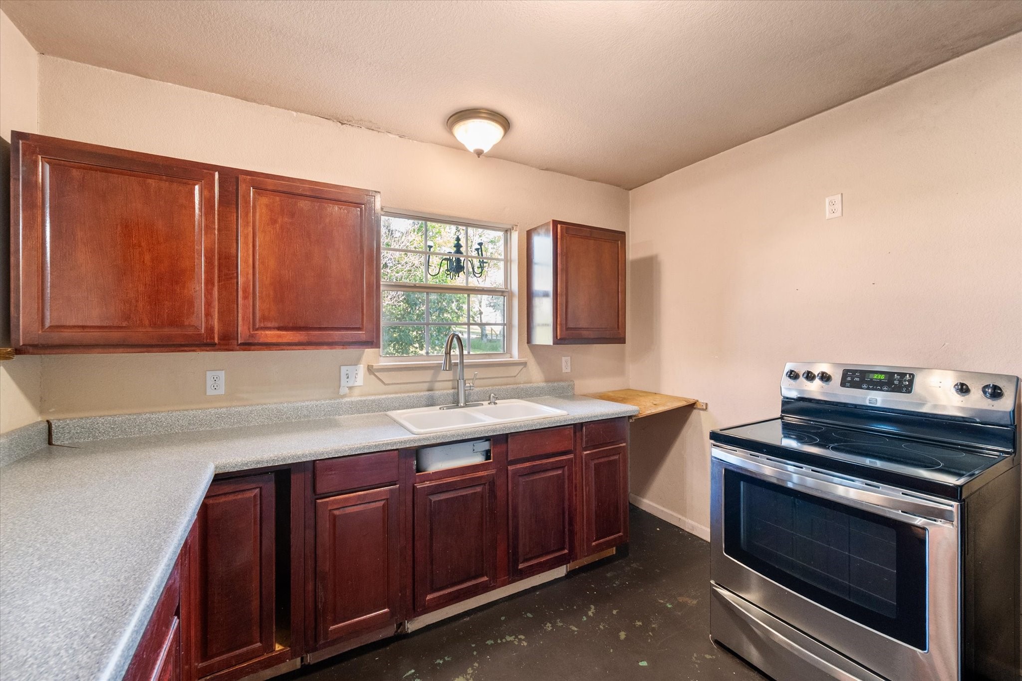 134 County Road 3048 Corsicana TX 75109