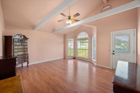 134 County Road 3048 Corsicana TX 75109