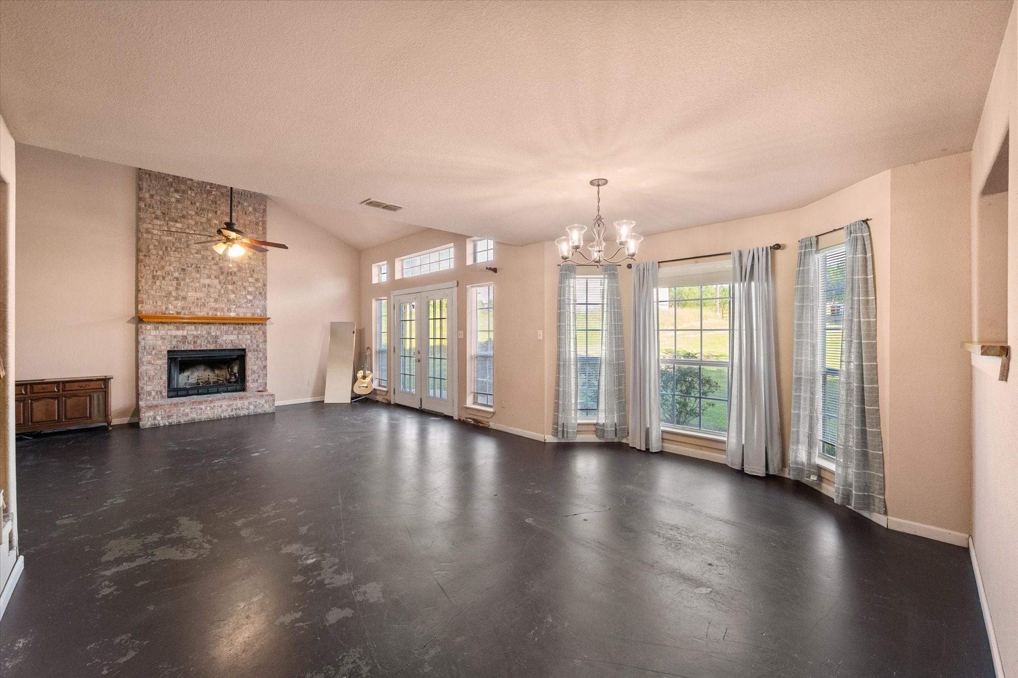 134 County Road 3048 Corsicana TX 75109