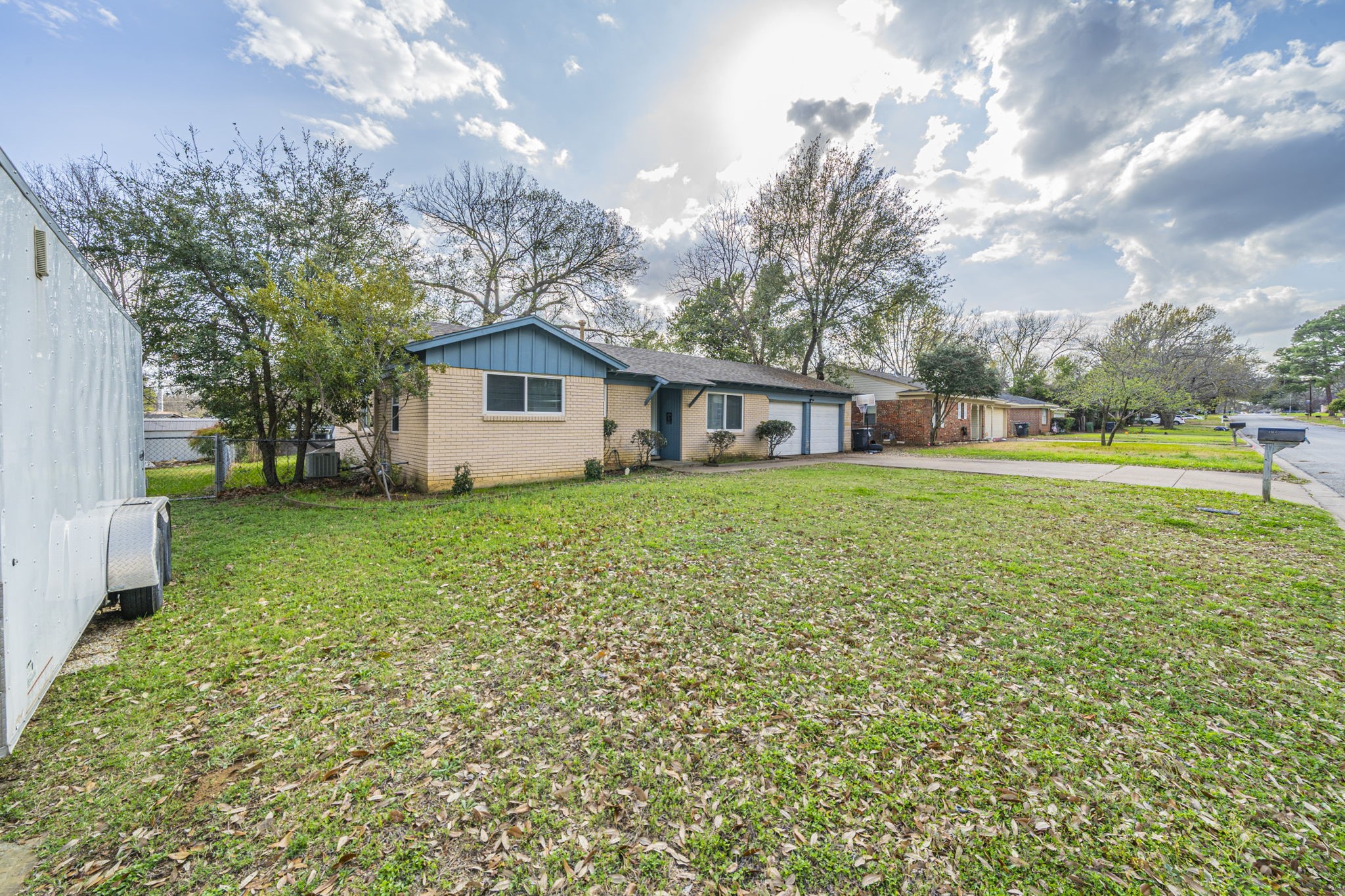 504 Lynda Lane Arlington TX 76010