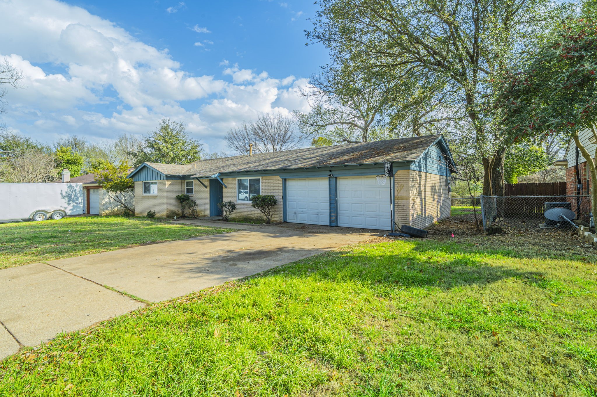 504 Lynda Lane Arlington TX 76010