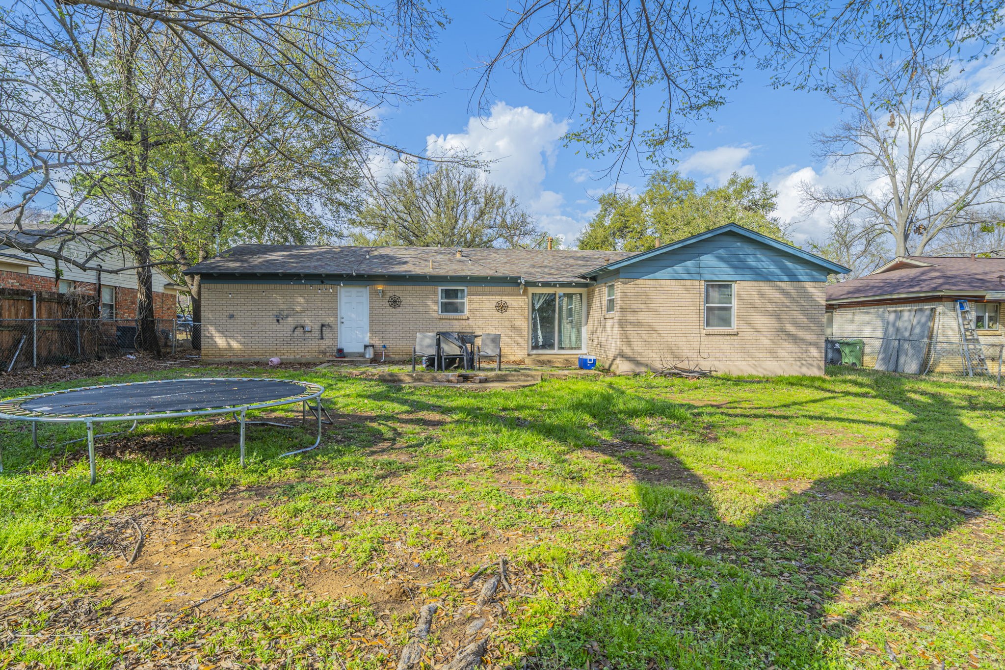 504 Lynda Lane Arlington TX 76010