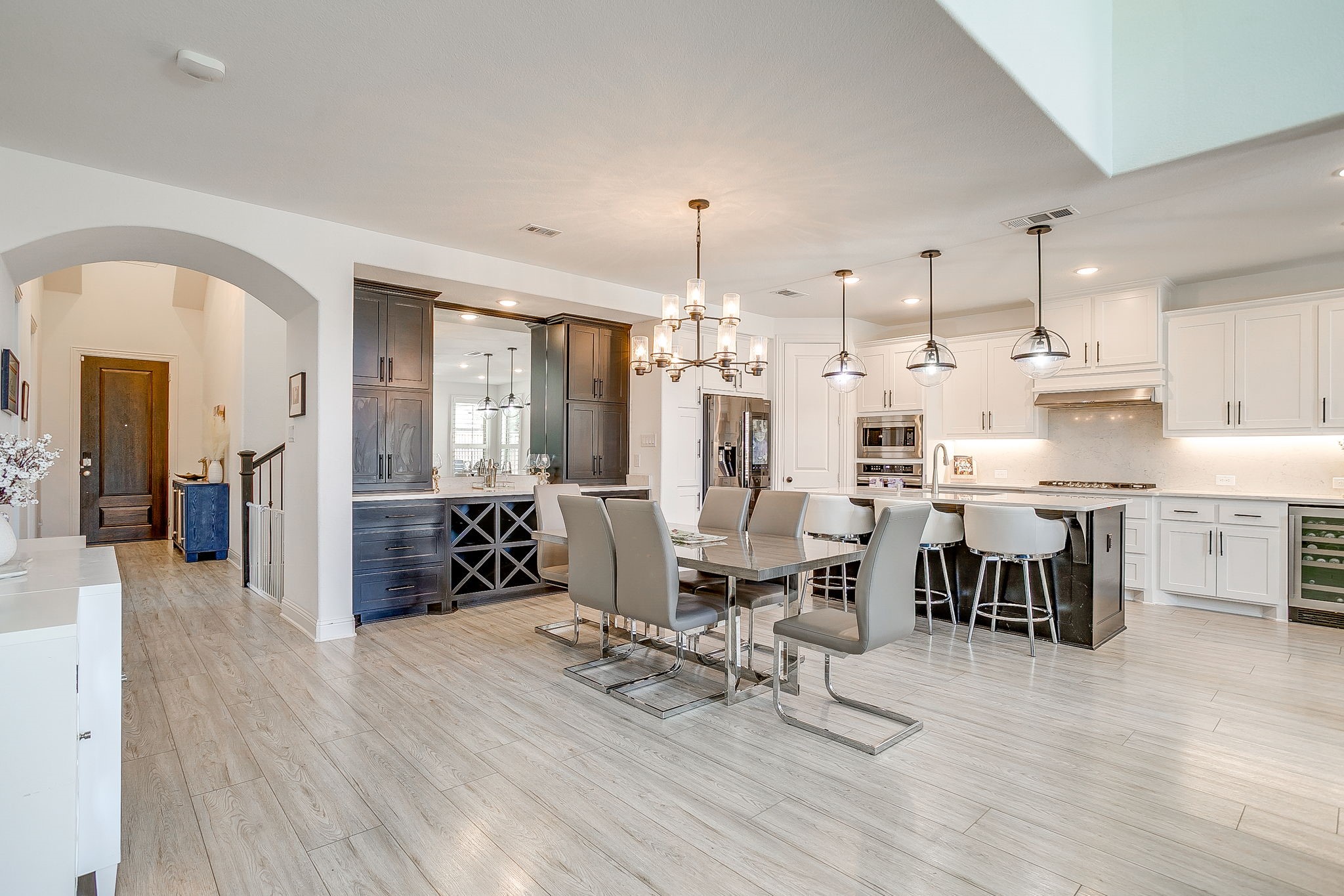 2009 Roundtree Circle E Fort Worth TX 76008