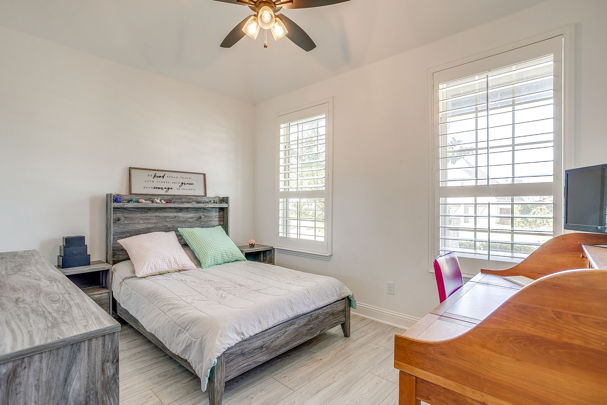 2009 Roundtree Circle E Fort Worth TX 76008