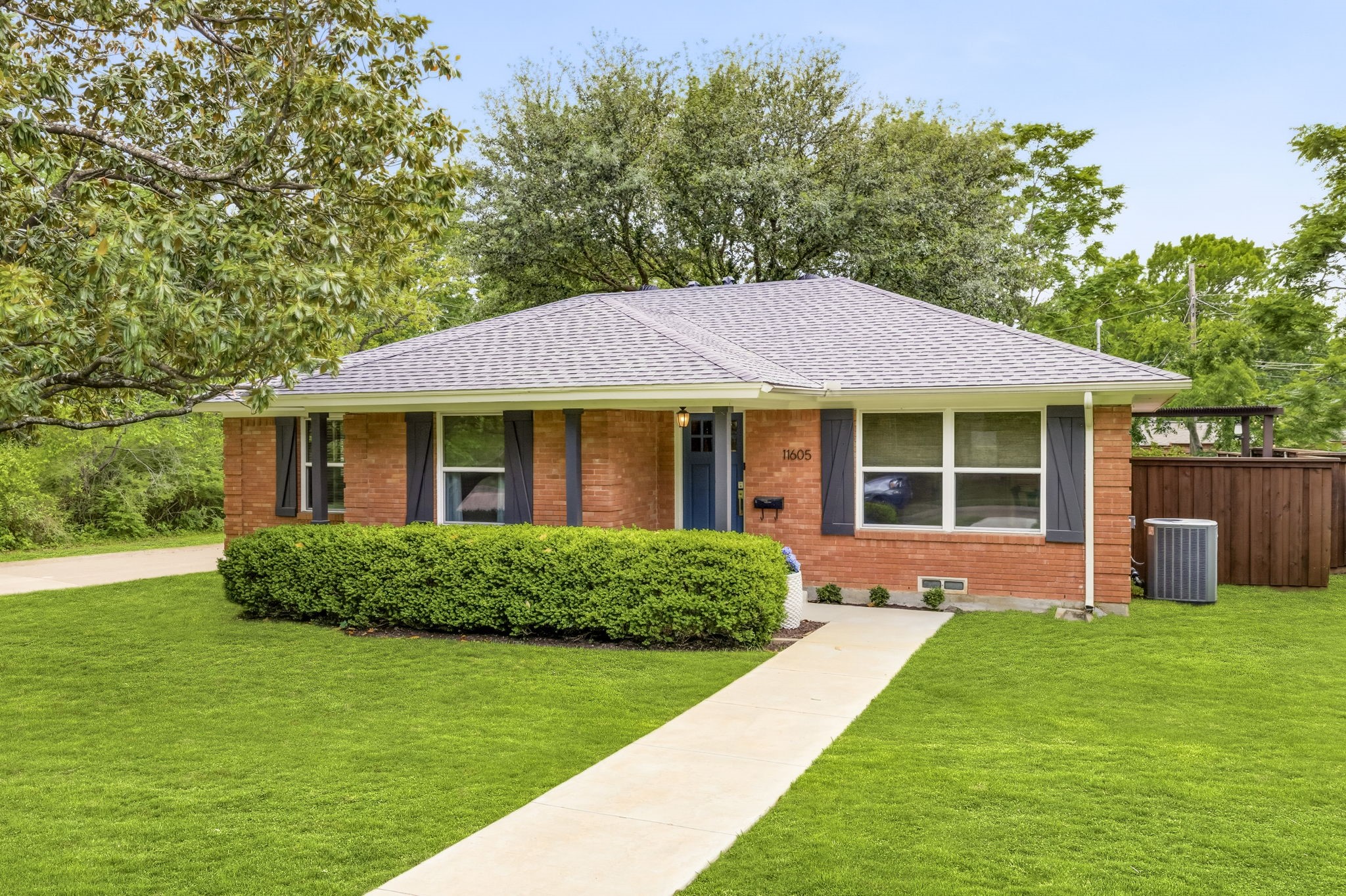 11605 Colmar Street Dallas TX 75218