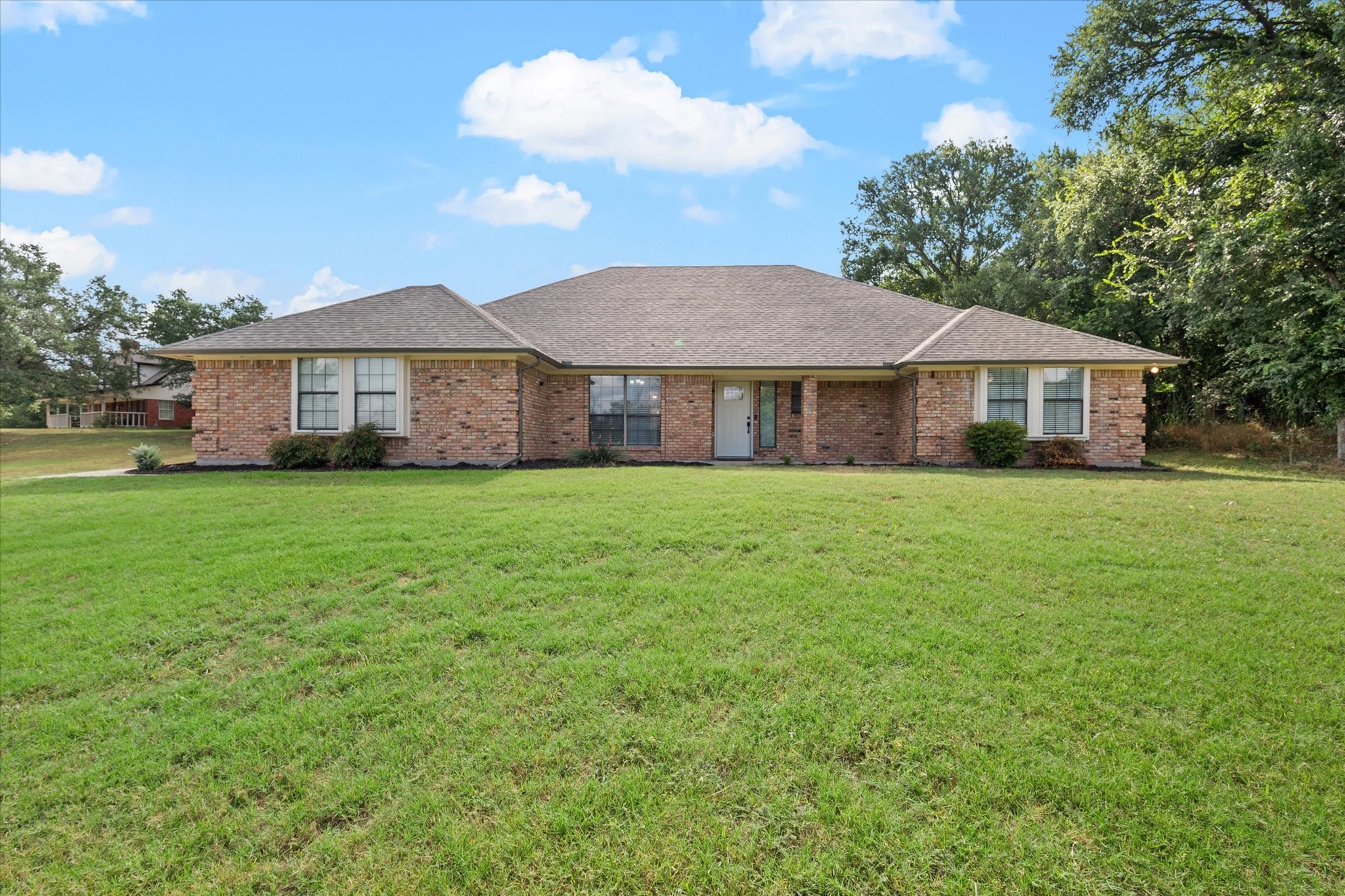 102 Lakeview Drive Aledo TX 76008