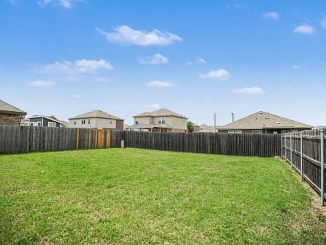 1708 Blue Jay Drive Ennis TX 75119