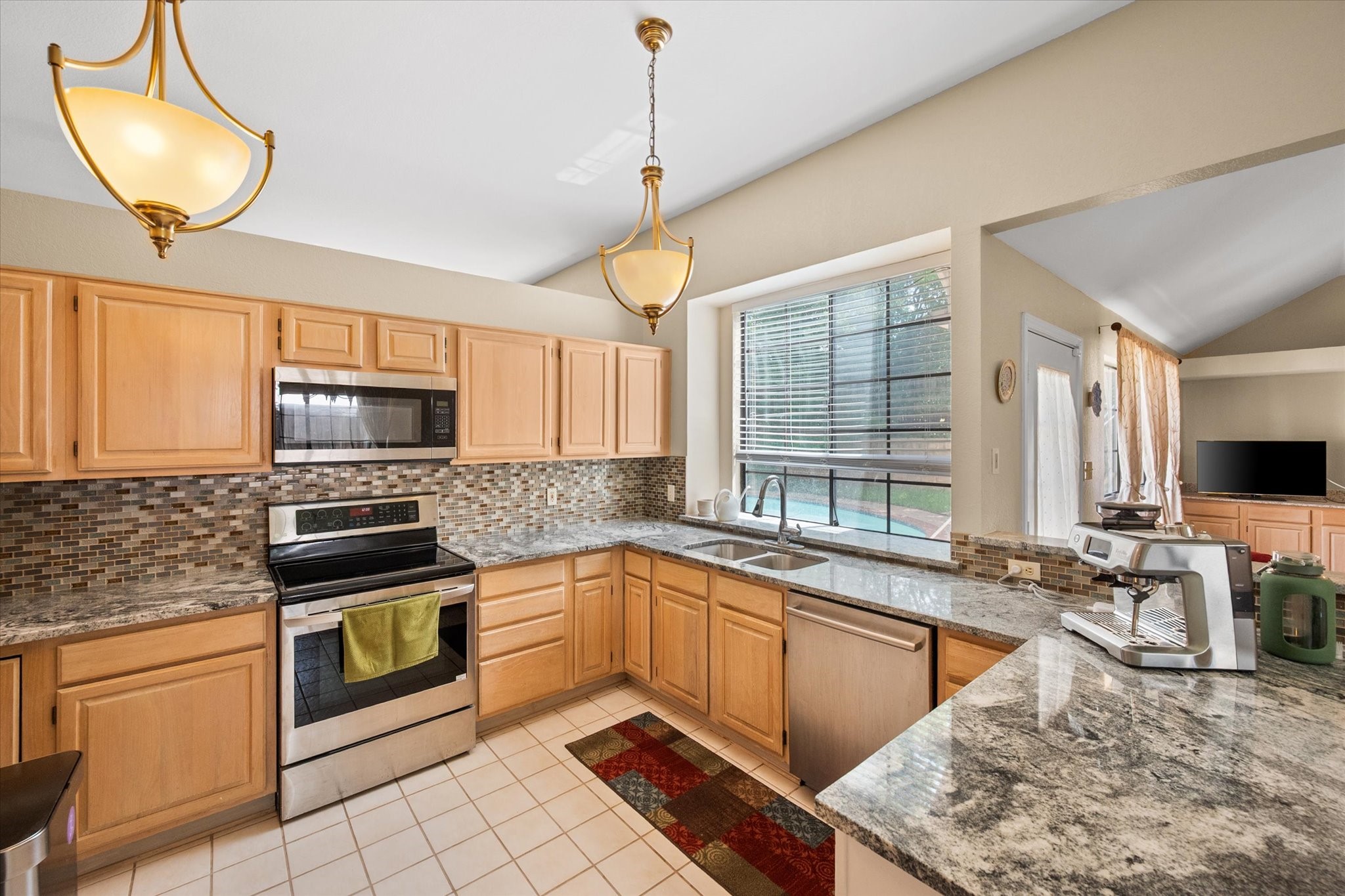 4137 Mapleridge Drive Grapevine TX 76051