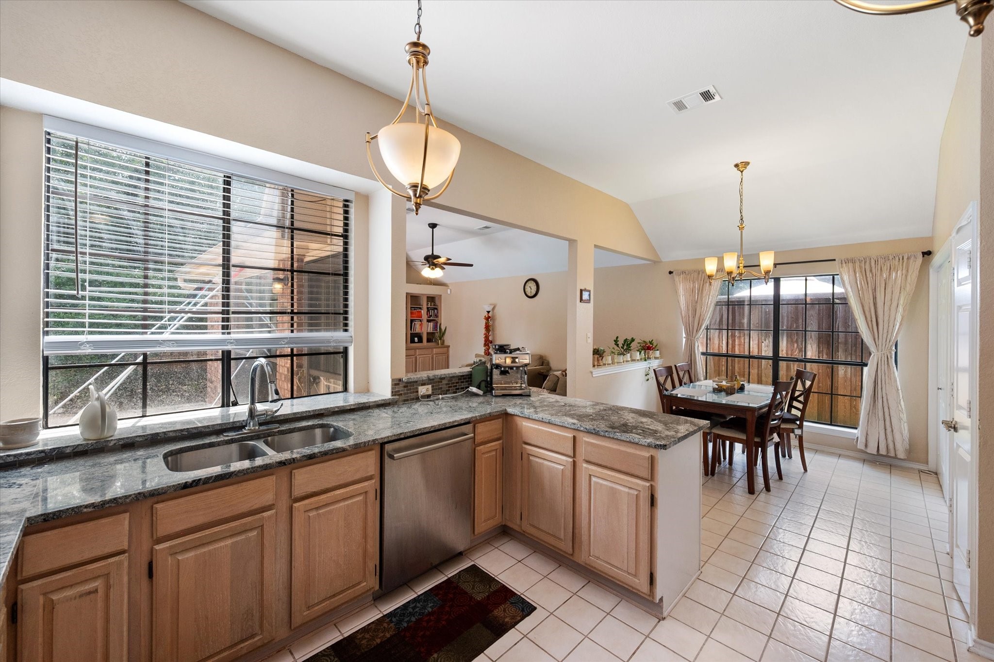 4137 Mapleridge Drive Grapevine TX 76051
