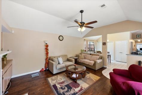 4137 Mapleridge Drive Grapevine TX 76051