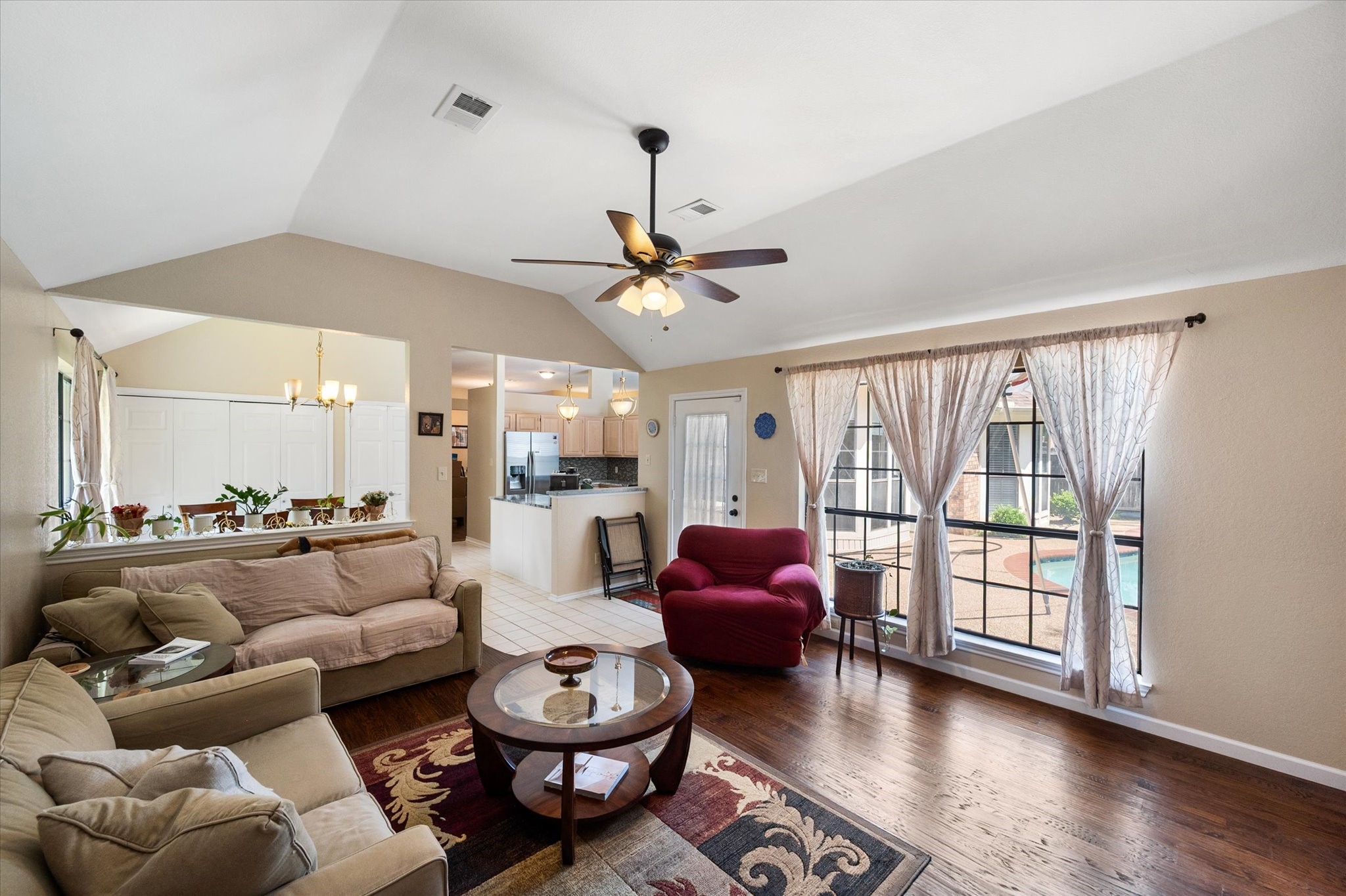 4137 Mapleridge Drive Grapevine TX 76051