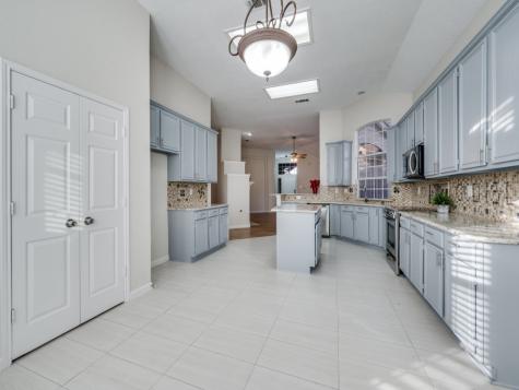 214 Jennifer Lane Arlington TX 76002