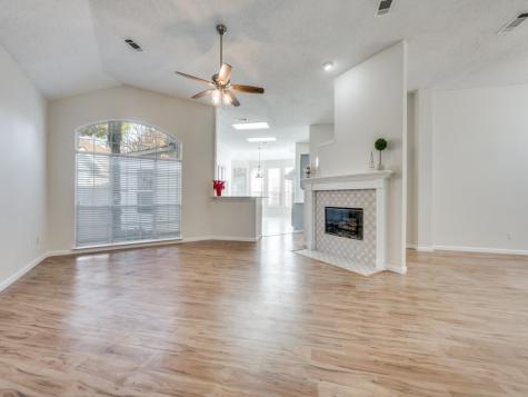 214 Jennifer Lane Arlington TX 76002