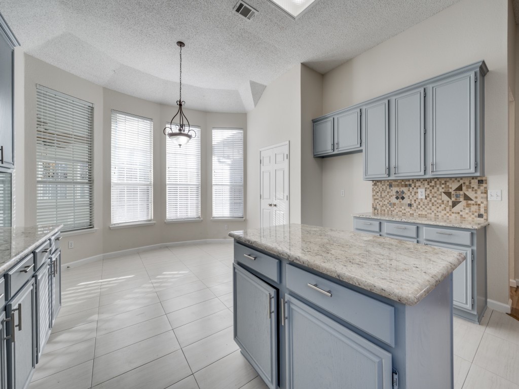214 Jennifer Lane Arlington TX 76002