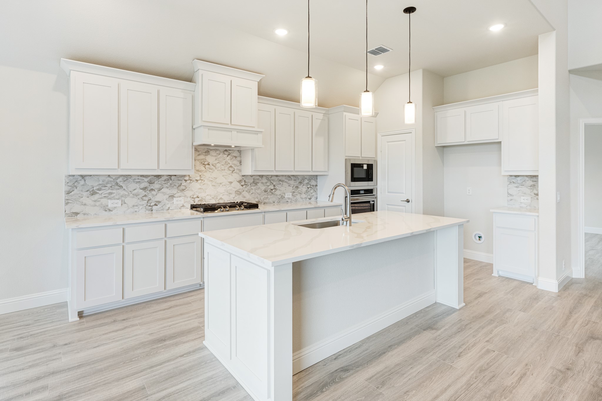 920 Ridgehurst Drive Godley TX 76044