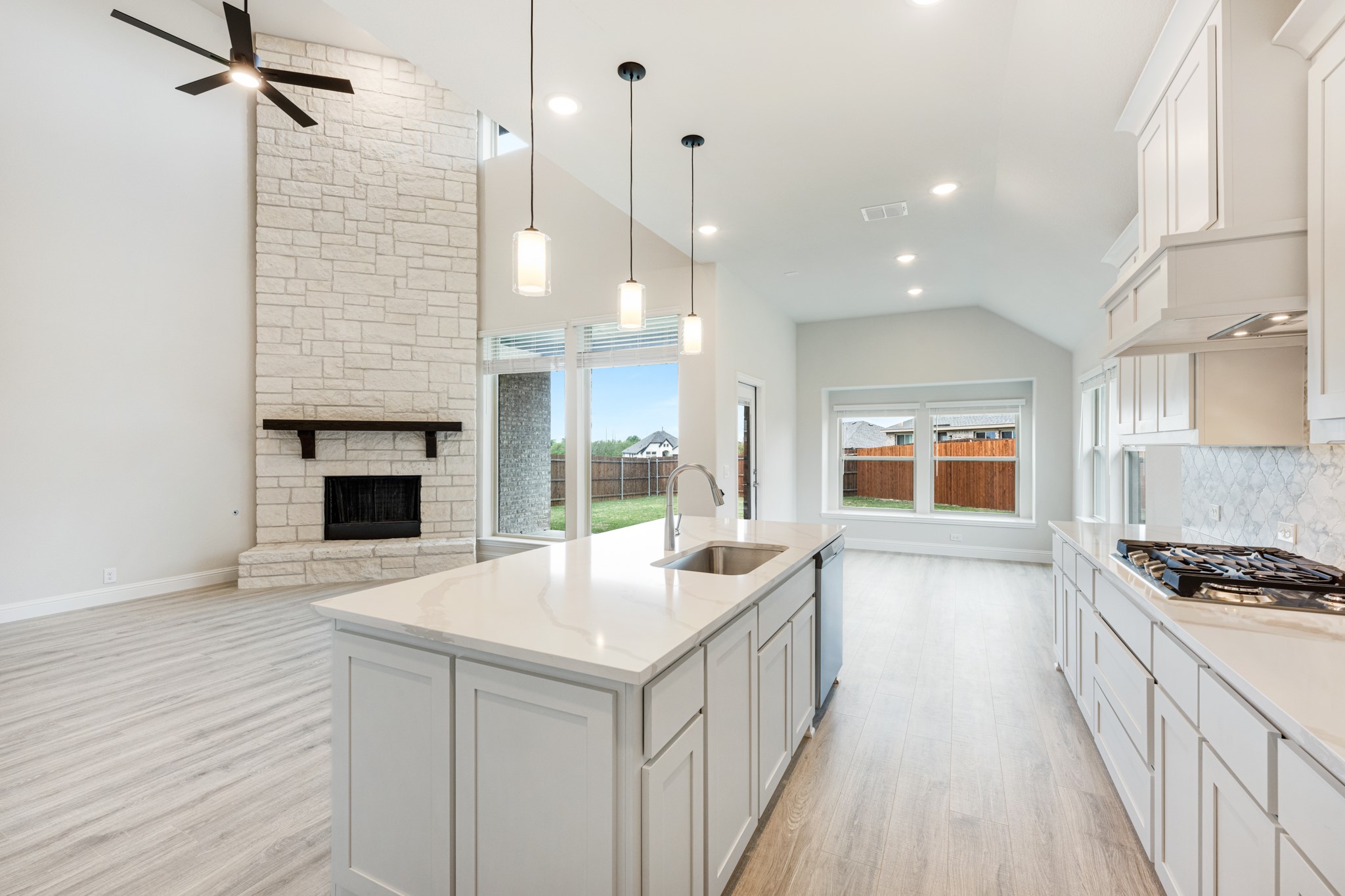920 Ridgehurst Drive Godley TX 76044
