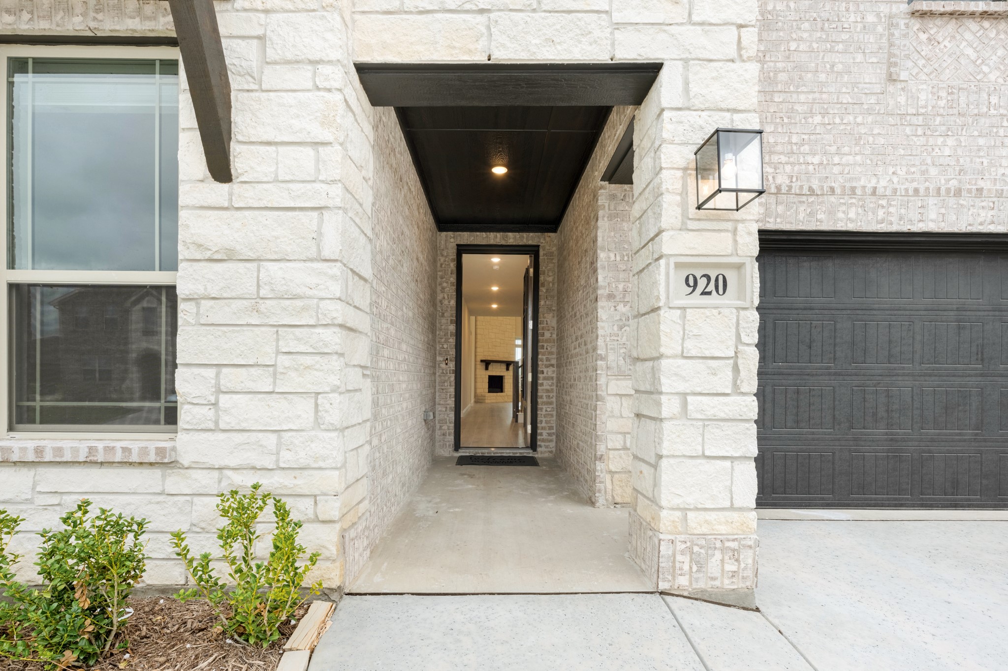 920 Ridgehurst Drive Godley TX 76044