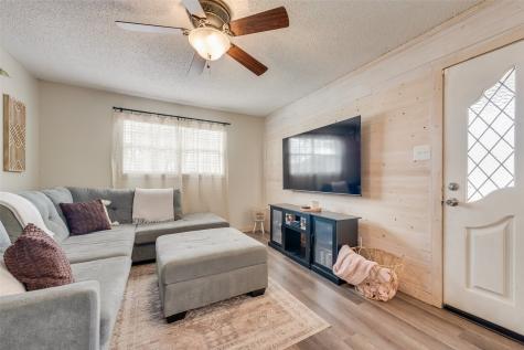 222 Meadow Lake Drive Gun Barrel City TX 75156