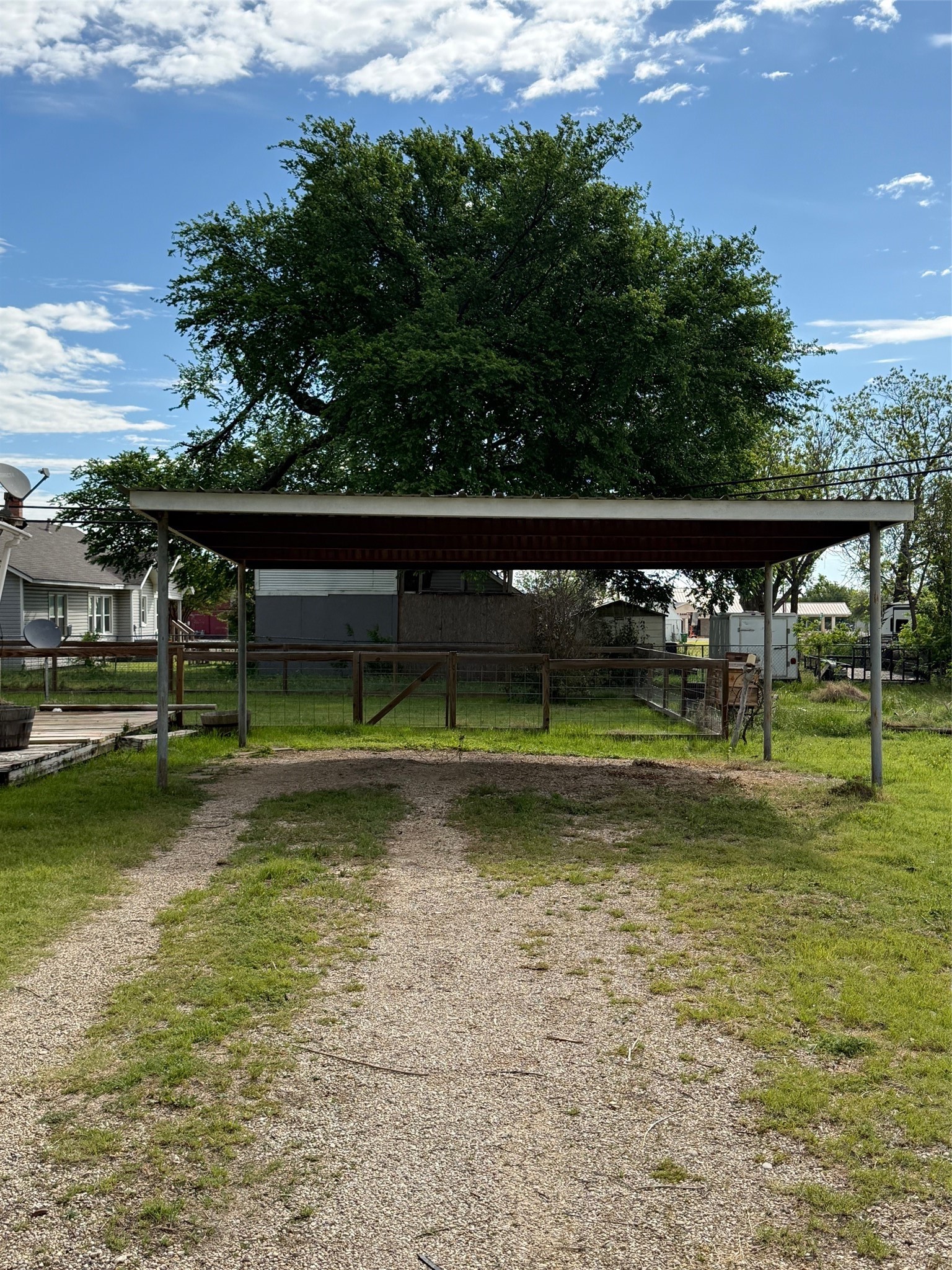 280 W 4th Street Crawford TX 76638