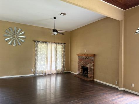 280 W 4th Street Crawford TX 76638