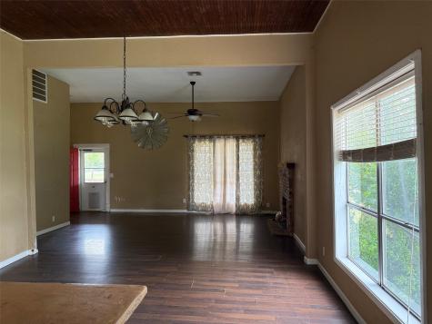 280 W 4th Street Crawford TX 76638