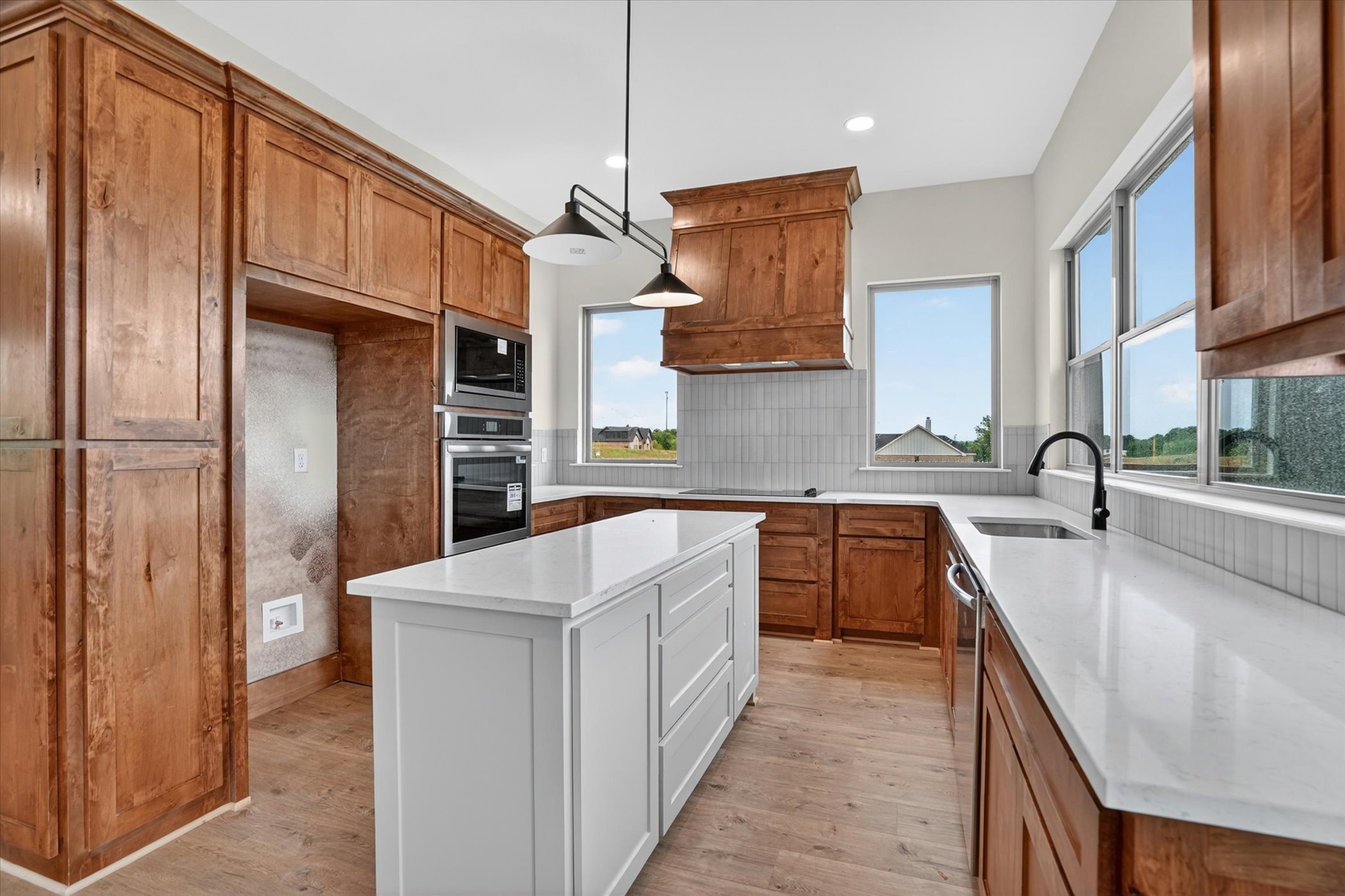 225 Kilkenny Road Poolville TX 76487